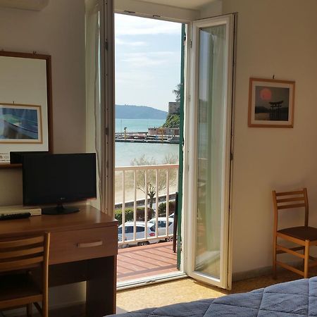 Albergo Nettuno Lerici Exterior photo